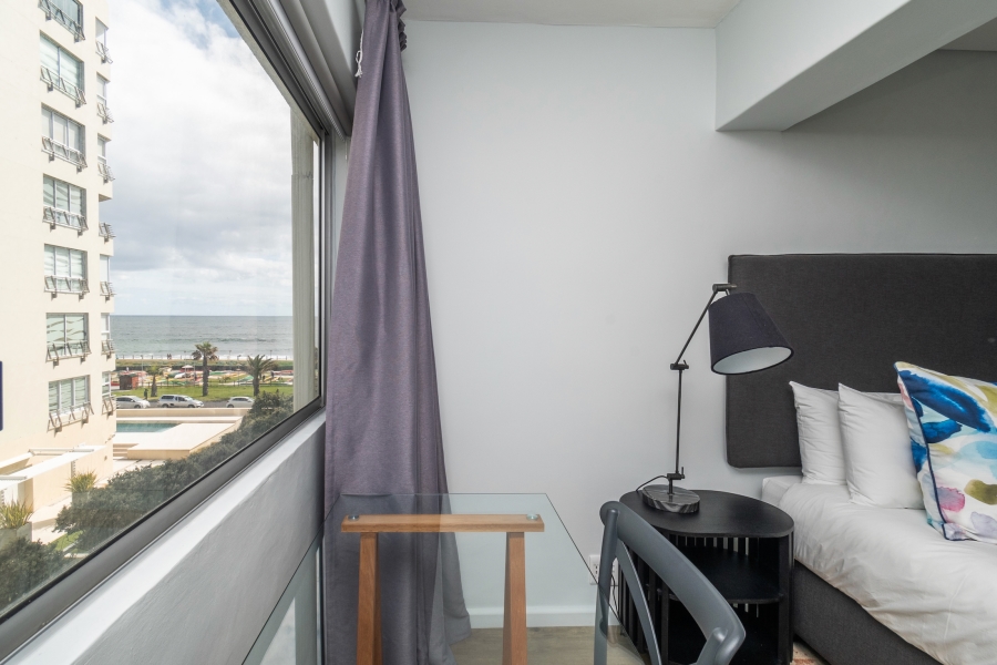 To Let 2 Bedroom Property for Rent in Sea Point Western Cape